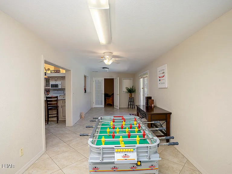 2906 Daytona Ave — Photo 26