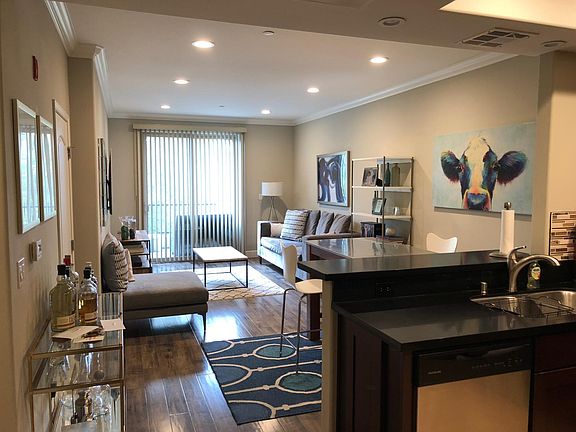 4th image of 11210 Peach Grove St #305