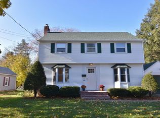 1053 Pine St, Burlington, VT 05401