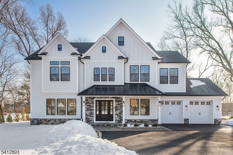 1st image of 117 Woodlawn Ave