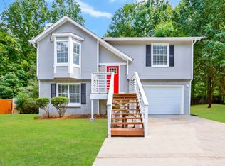 5525 Marbut Forest Ct, Lithonia, GA 30058