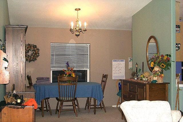 2nd image of 524 East Pine Drive