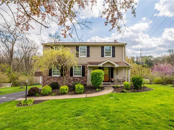 1364 Pheasant Cir, Pittsburgh, PA 15241