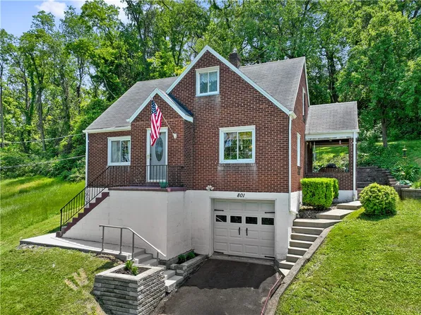 801 4th St, North Versailles, PA 15137