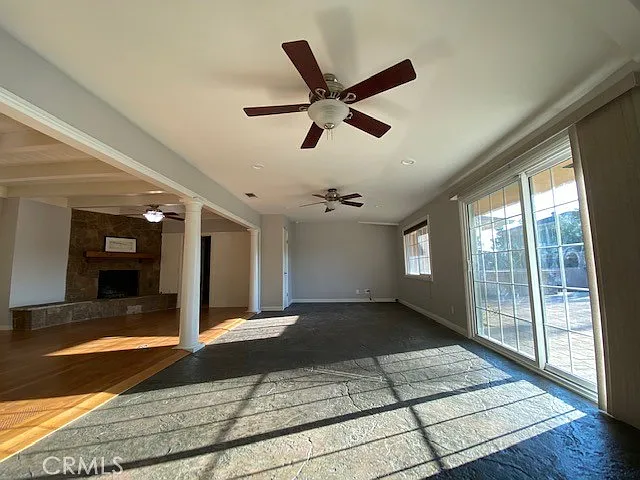 1693 N Euclid Ave — Photo 22