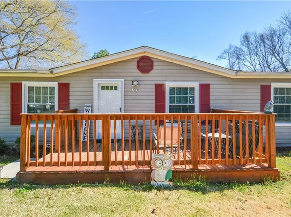 177 Carolyn Ct SE, Acworth, GA 30101
