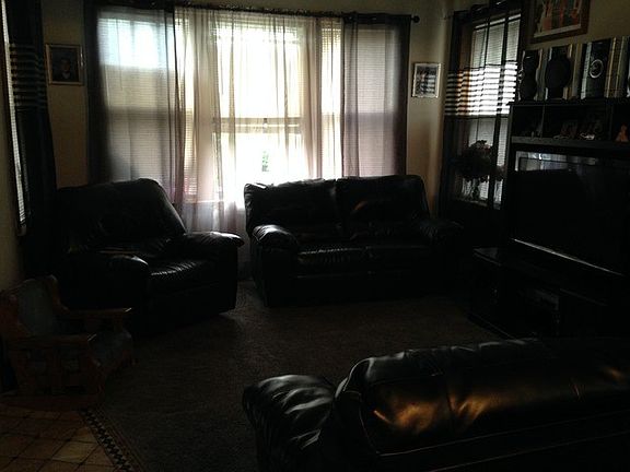 2nd image of 1816 S 60th Ct