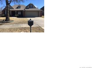 11901 S Birch Ave, Jenks, OK 74037