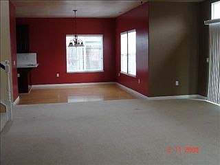 3rd image of 669 Glenbrook Dr