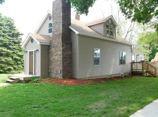 401 E 1st St, Mechanicsville, IA 52306