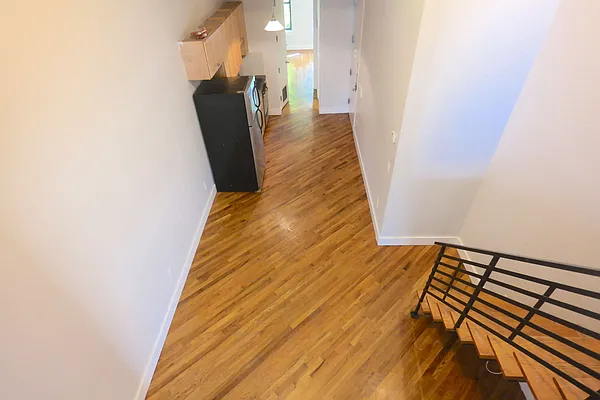 Rented by EXR | media 6