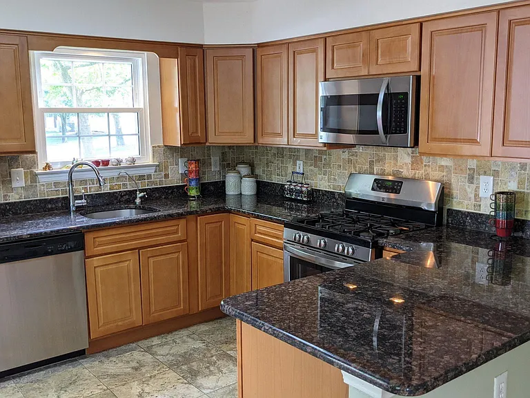 46 Bristel Rd — Photo 9