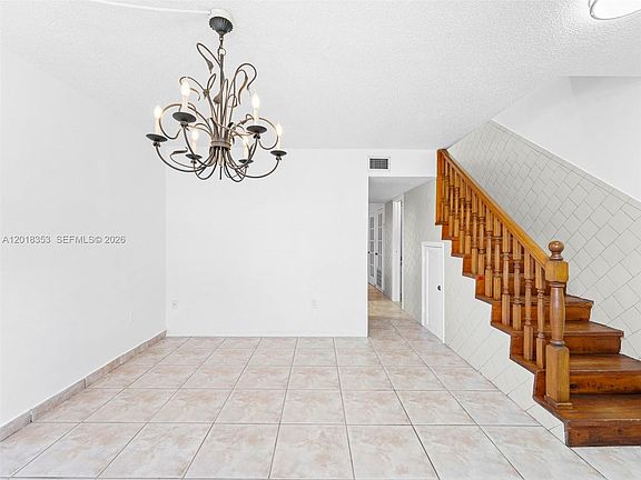 5th image of 100 SW 110th Ave APT 142
