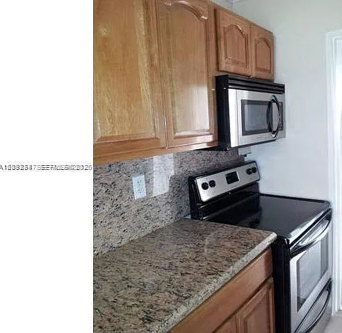 Edgewater Of Coral Gables — Photo 4