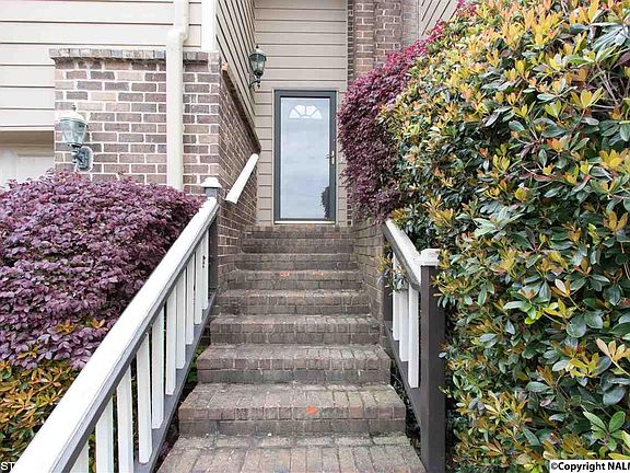 2nd image of 5010 Chancel Dr SE