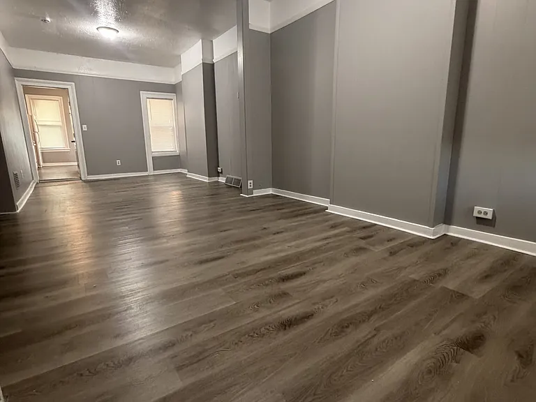 285 Hanover St #1 — Photo 6
