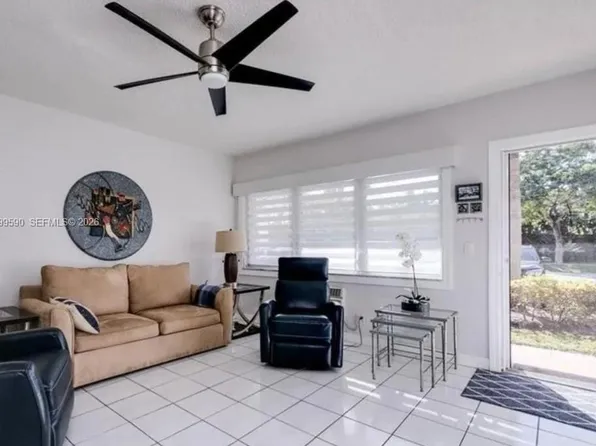 1012 SW 11th St APT 7N, Hallandale Beach, FL 33009