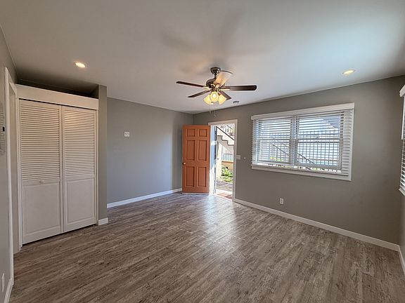 2nd image of 2340 Jefferson St APT 1