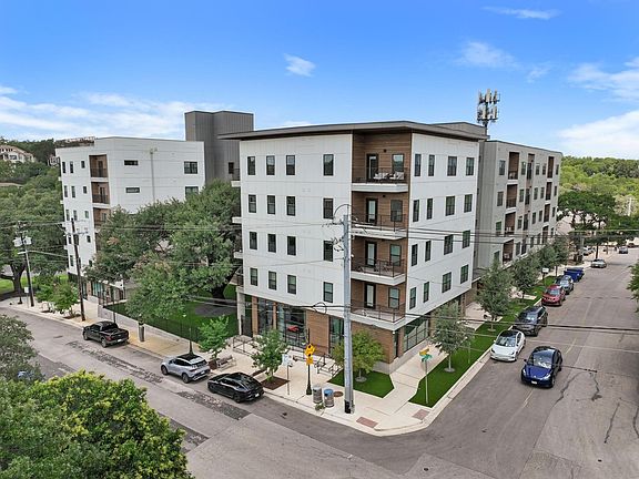 2nd image of 2500 Longview St APT 303