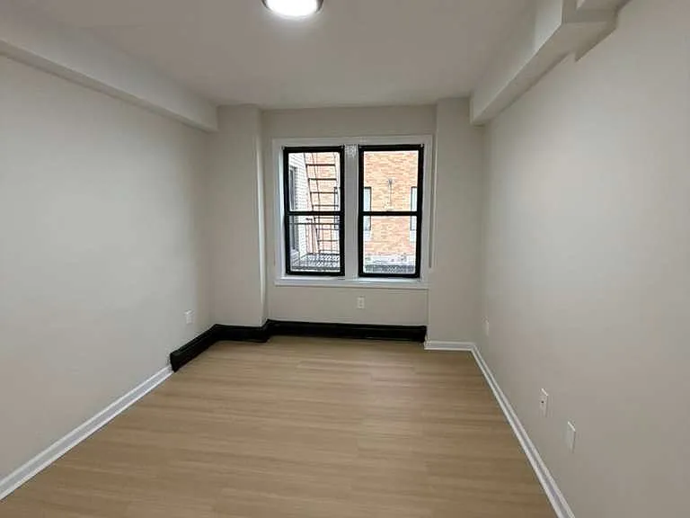 152 S Harrison St #1H — Photo 7