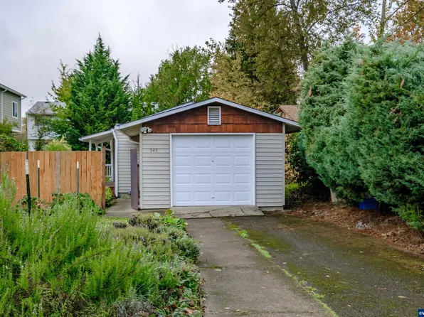 545 SE Lilly Ave, Corvallis, OR 97333