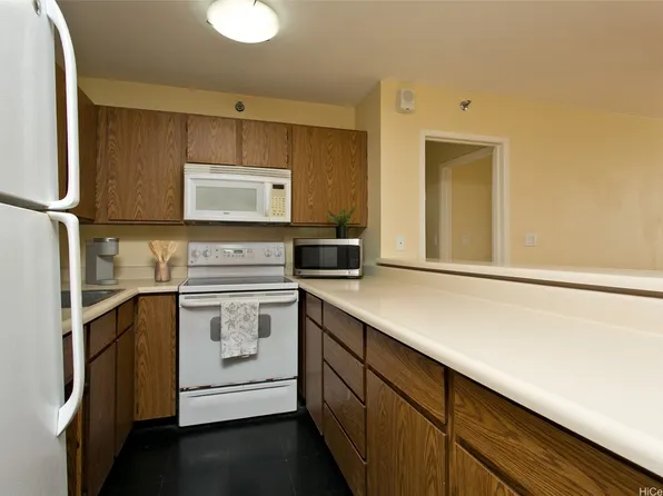 98-402 Koauka Loop APT 1909, Aiea, HI 96701