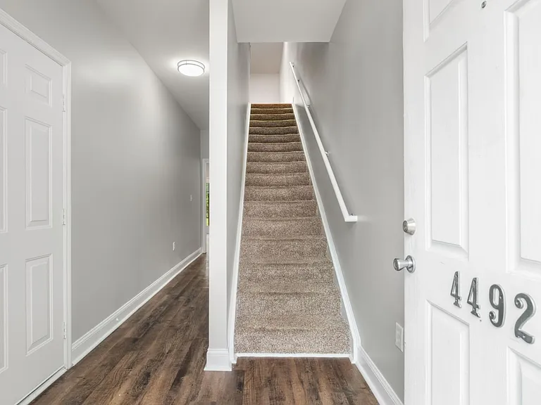 4492 Great Oak Dr #1 — Photo 2