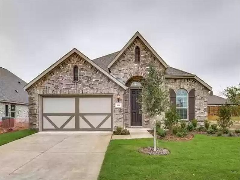 1st image of 309 Lake Cove Dr