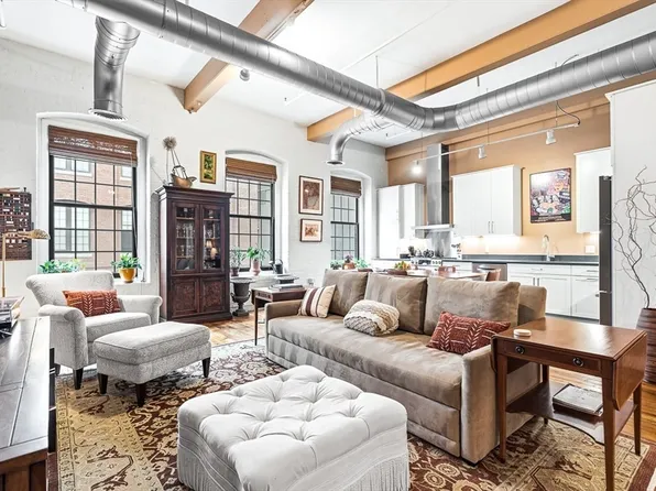 144 Moody St #21, Waltham, MA 02453