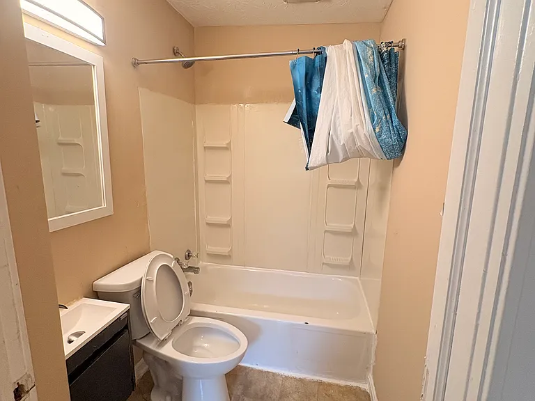 5615 Abbottsford Ave — Photo 8