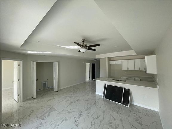 2nd image of 4605/4607 14th St SW