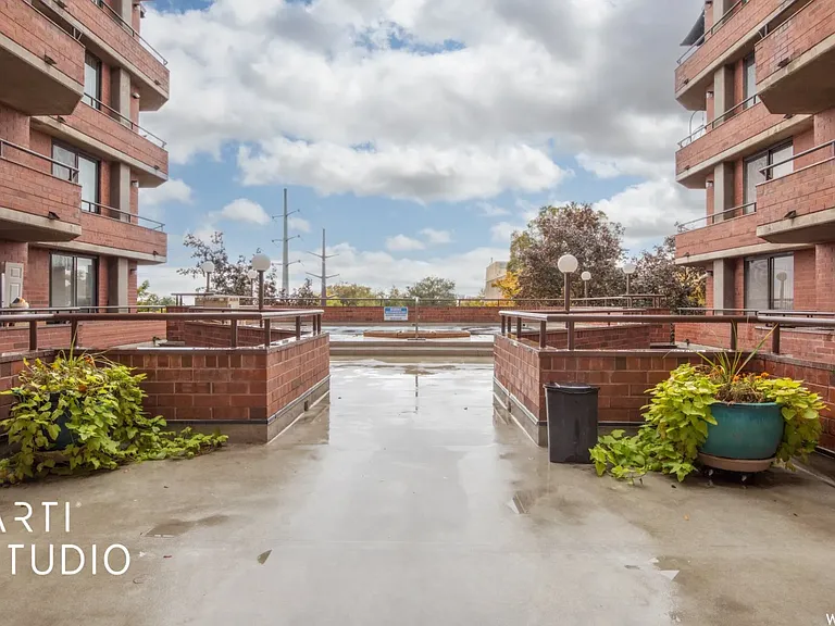 115 S 1100 E #701 — Photo 14