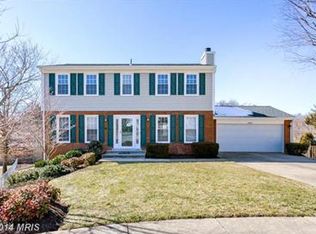 5817 Queens Gate Ct, Alexandria, VA 22303
