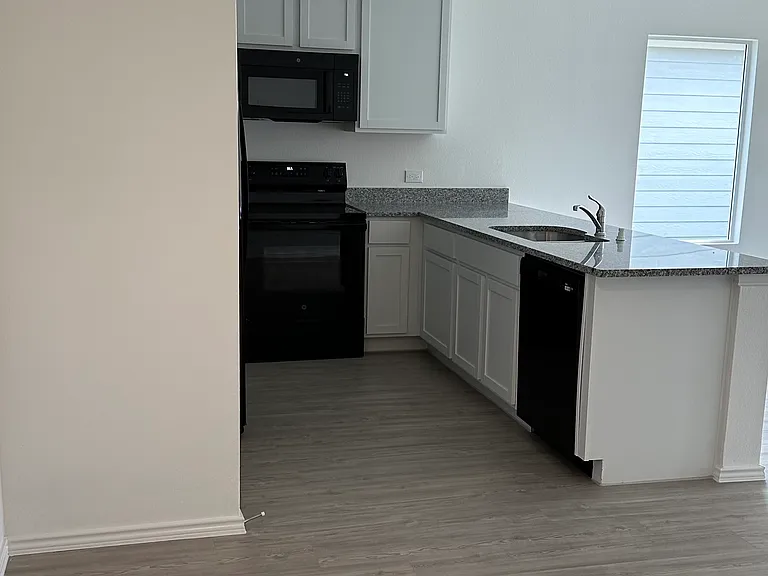 5836 Crystal Water Way — Photo 9