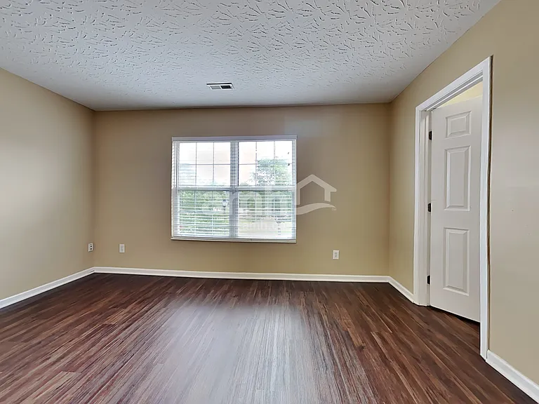 3036 Abby Way — Photo 13