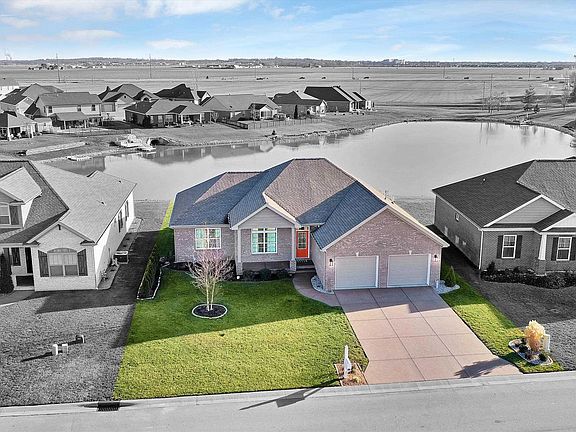 2nd image of 8021 Lander Dr