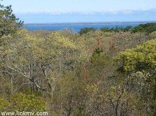 81 Lamberts Cove Rd, Vineyard Haven, MA 02568