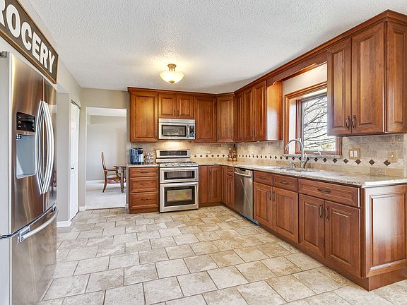 2nd image of 1125 Independence Dr