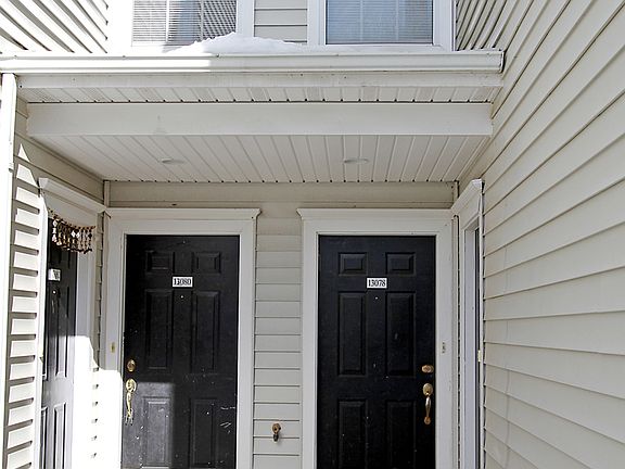 3rd image of 13080 Marcey Creek Rd #13080