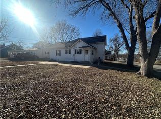 222 W Edwards St, Maryville, MO 64468