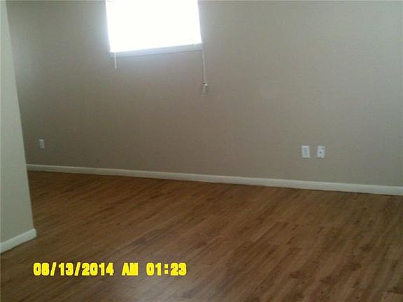 2nd image of 2229 Lowden St