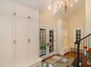 474 McCormick Dr, Lake Forest, IL 60045