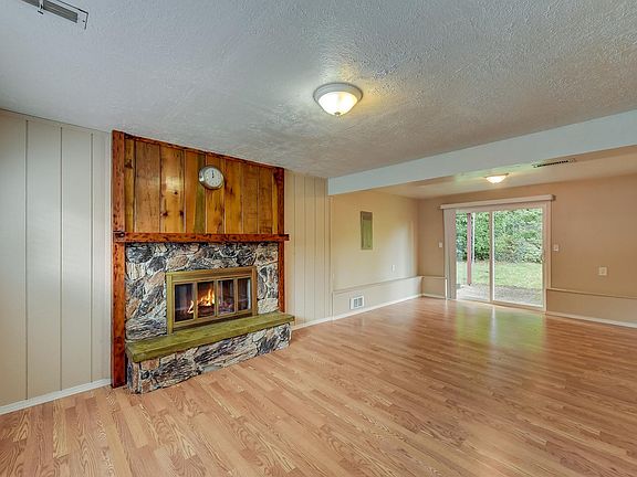 5th image of 7831 126th Ave NE