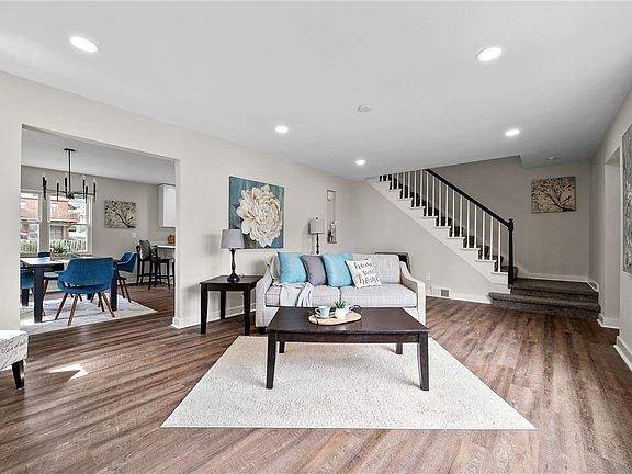 4th image of 419 Macarthur St