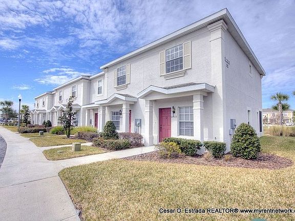2nd image of 10970 Savannah Wood Dr
