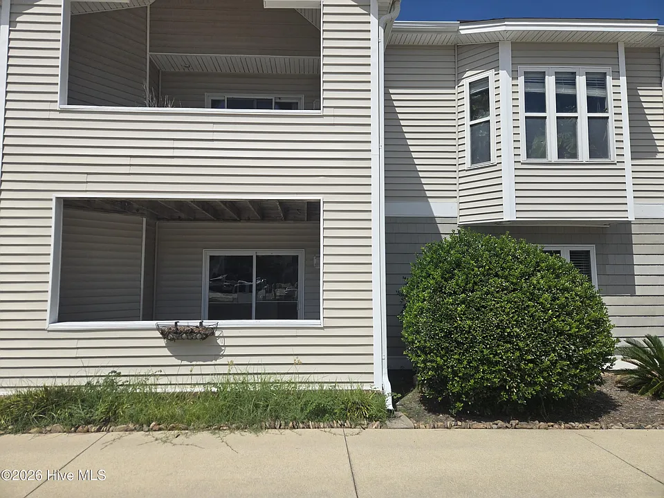 421 Commerce Ave #A