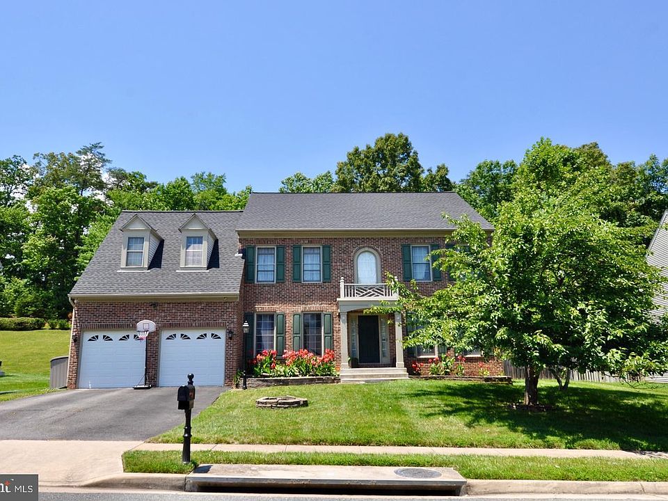 3713 Stonewall Manor Dr, Triangle, VA 22172 MLS VAPW2057380 Zillow