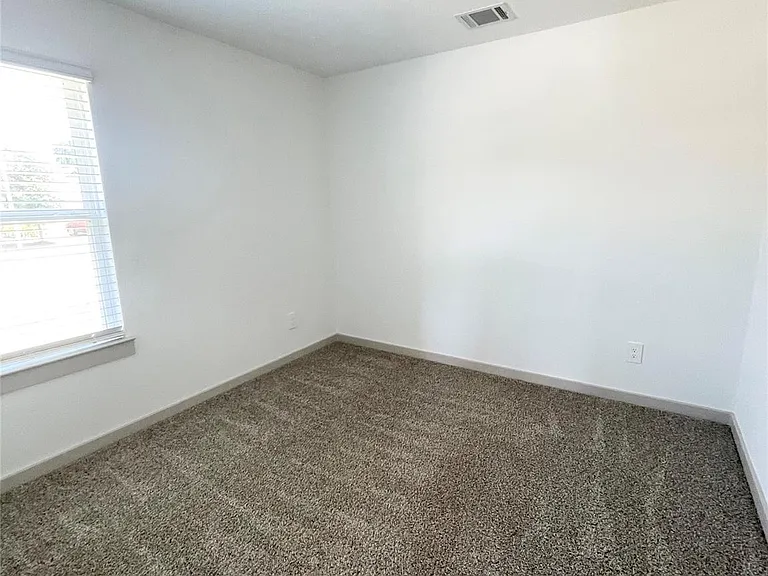 1830 Plantation Pl — Photo 11