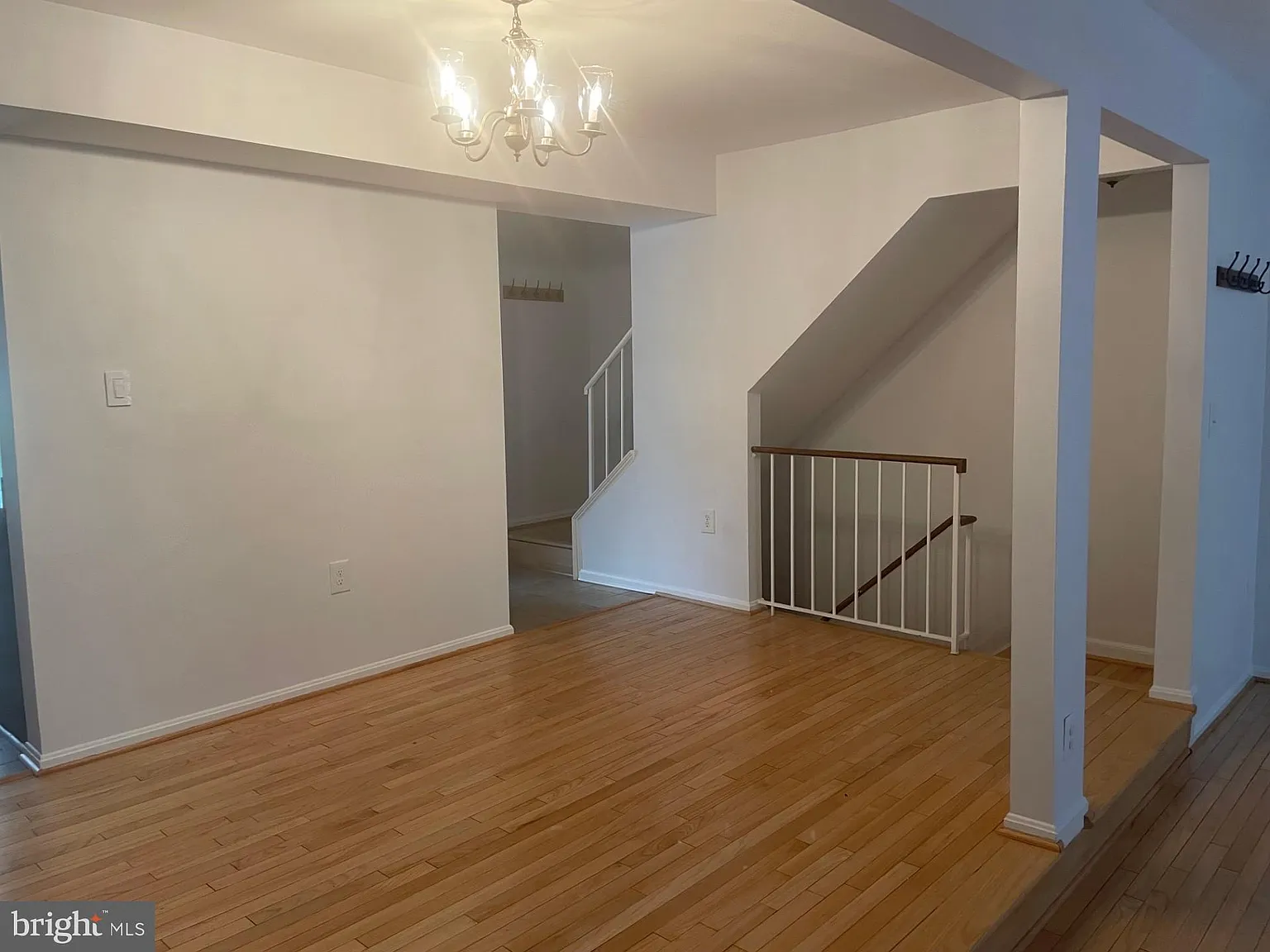3 bed, 3.5 bath, 1540 sqft, $2,800 — Photo 3