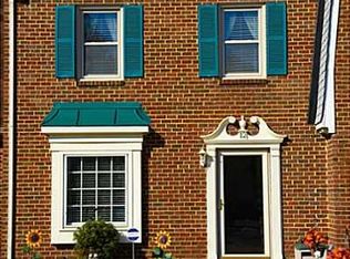 12 Colonial Way, Chesapeake, VA 23325